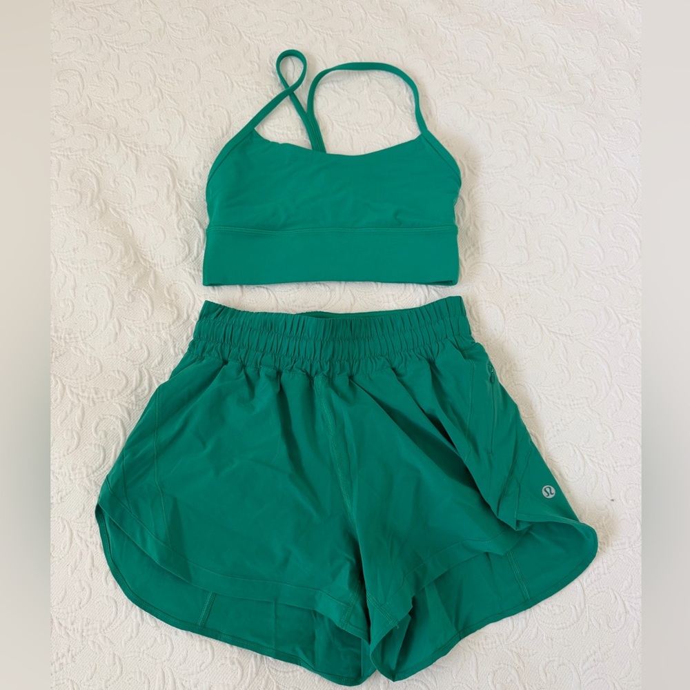 Lululemon short and bra set